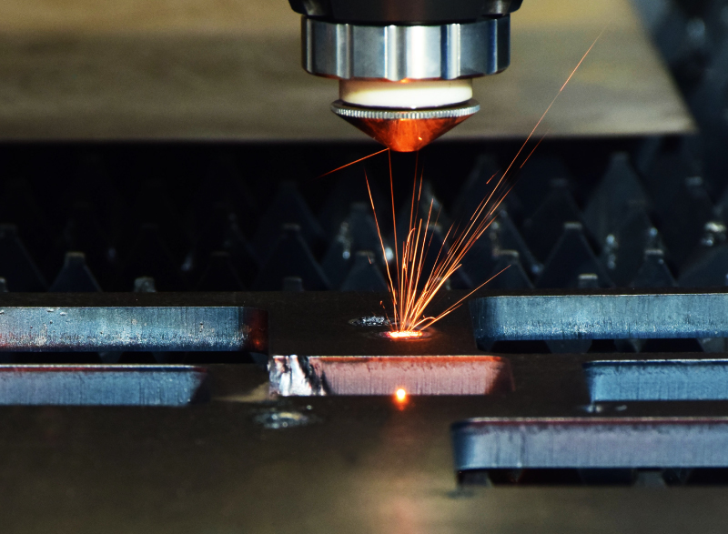 industrial-laser-cutting-machine-about-1